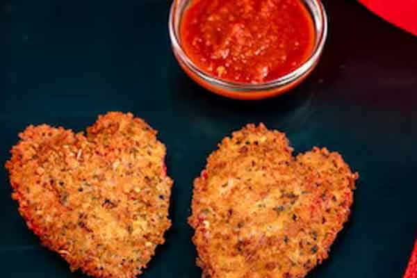 Fried Heart-shaped Ravioli at Café Daisy